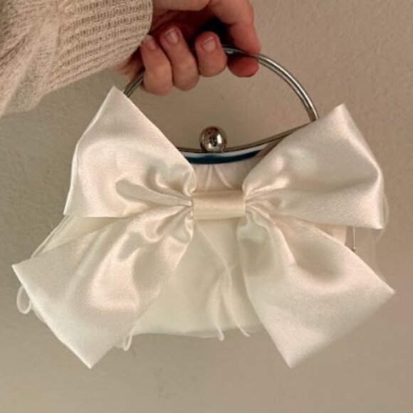 Handbags - Elegant Satin Bow Clutch Bag - Bridal / Evening Purse